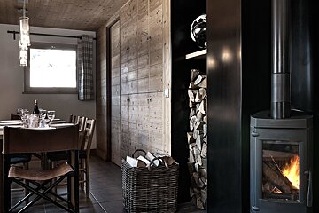Victoire Chalet, Meribel Village dining room