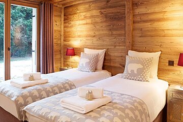 Zenith 2 Chalet, Chamonix - Argentiere twin bedroom