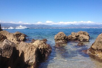 Warm sunshine in early November on the Cote d'Azur