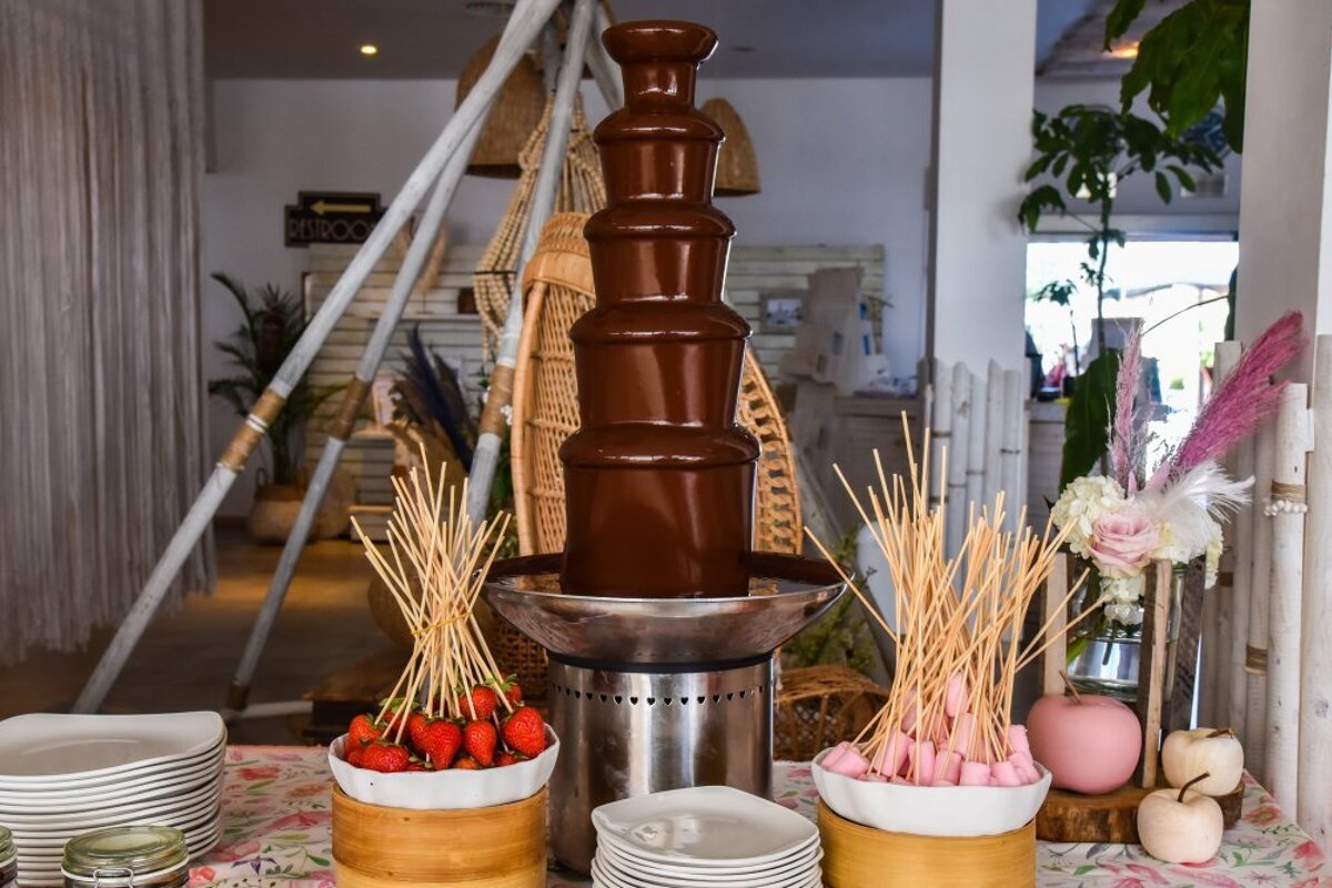 Nikki Beach Champagne Brunch 2019 Review