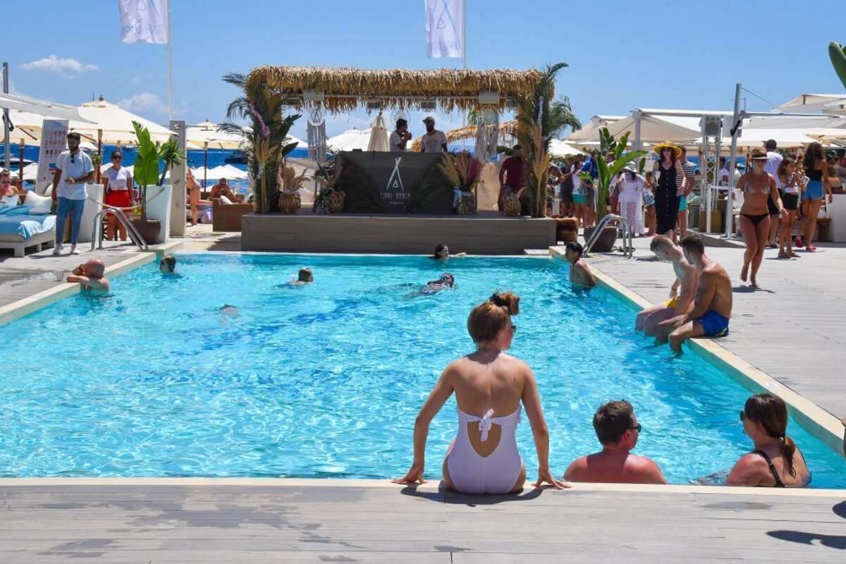 Nikki Beach Champagne Brunch 2019 Review