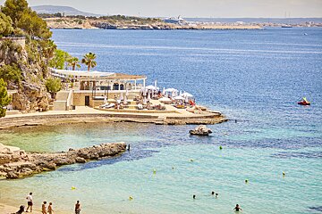 Purobeach Illetas Beach Club, Illetes beach