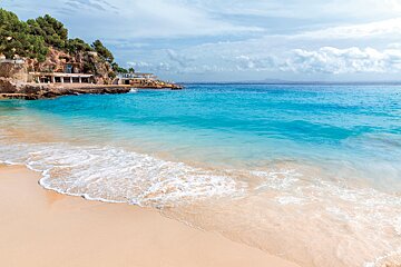 Purobeach Illetas Beach Club, Illetes beach