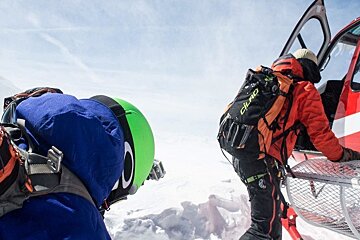 Why you should go heliskiing in this spring 2018