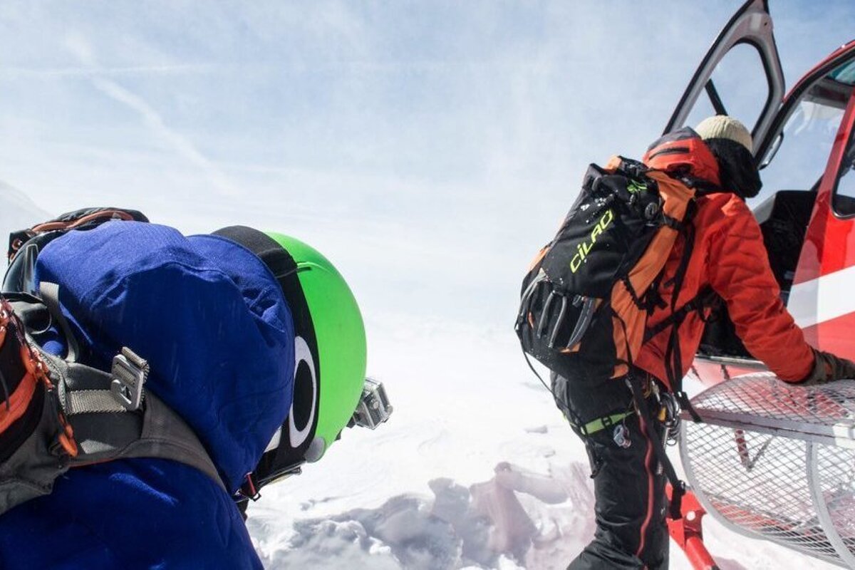 Why you should go heliskiing in  this spring 2018