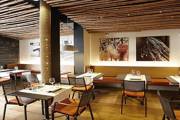 La Casa Gallega Restaurant, Palma Centre & Marina interior