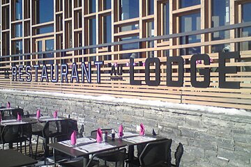 Le Restaurant at Le Lodge Review exterior
