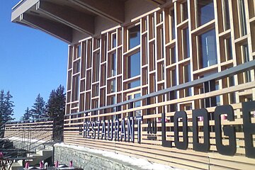 Le Restaurant at Le Lodge Review exterior