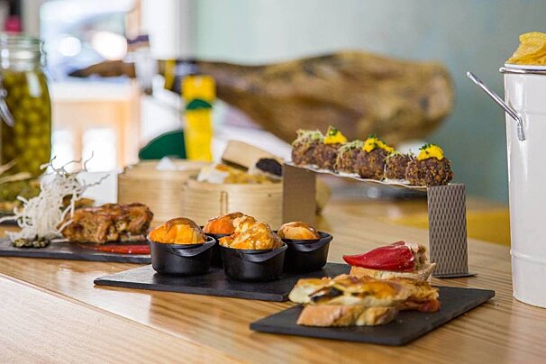 Mar a Vila Restaurant, Ibiza Town style of cuisine
