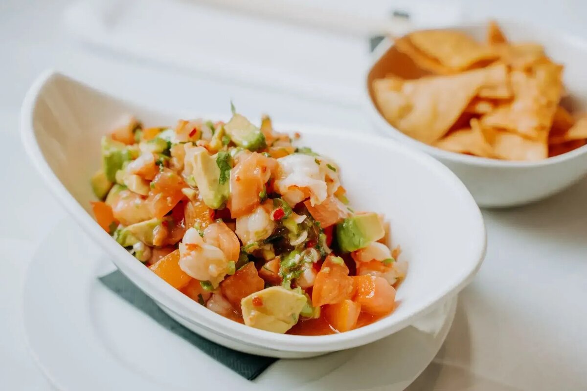 food at Emilio Innobar