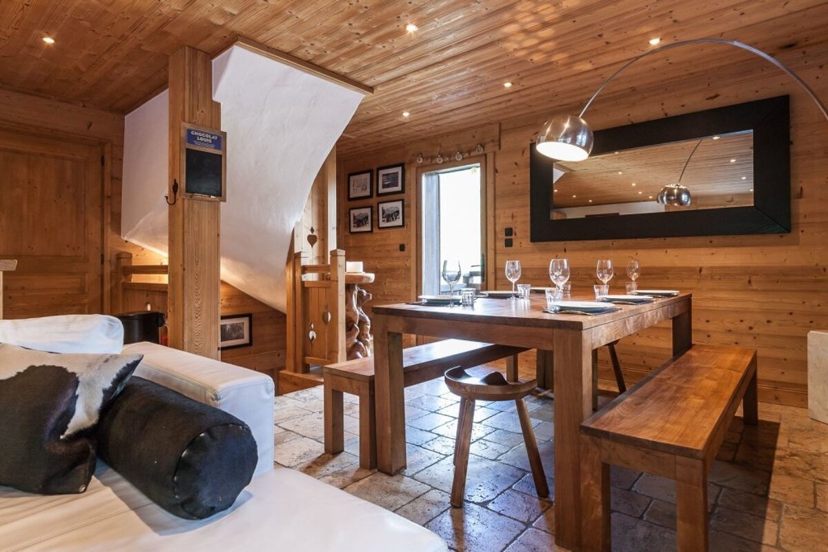 De Mes Reves Chalet, Morzine dining area