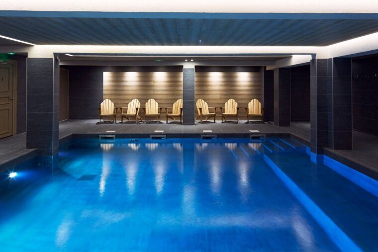FitzRoy Hotel, Val Thorens indoor swimming pool