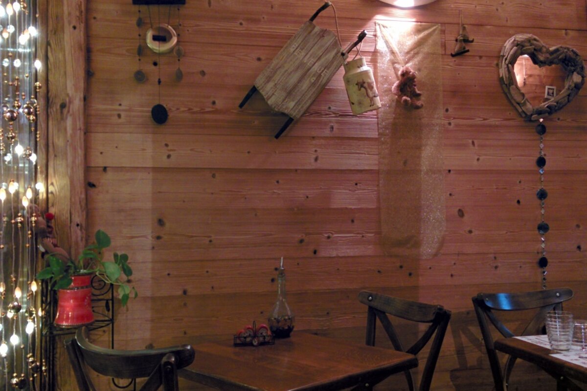 Pizzeria Pinocchio Review interior