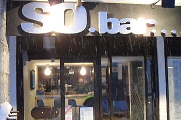 a bar front in tignes