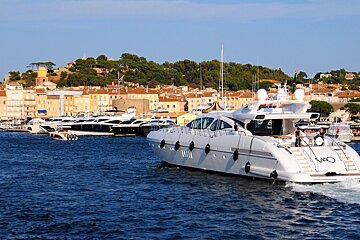 Bespoke Yacht Charter, 
