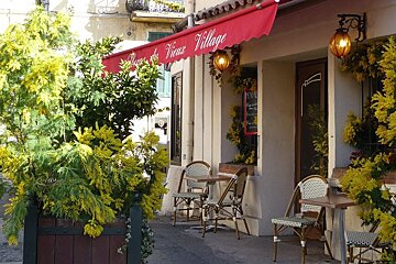 Creperie du Vieux Village exterior