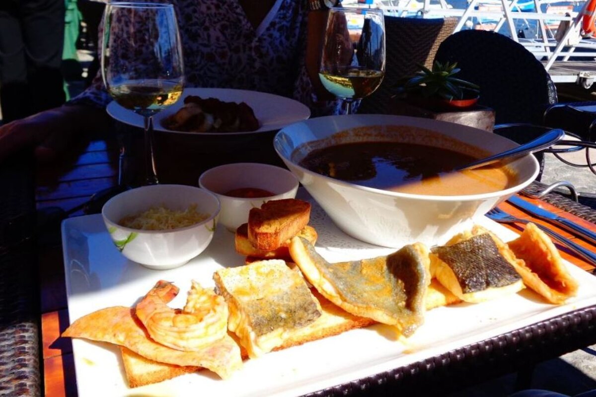 L'Oursin Bleu Restaurant, Villefranche-sur-Mer style of cuisine