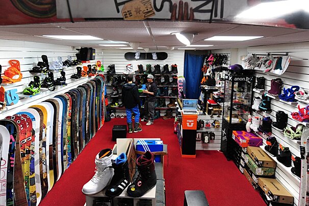 Ride & Style Board Shop, Val Thorens shop interior