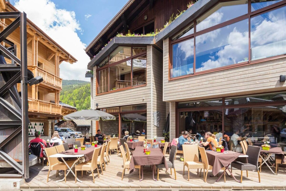 La Chamade Restaurant, Morzine restaurant terrasse
