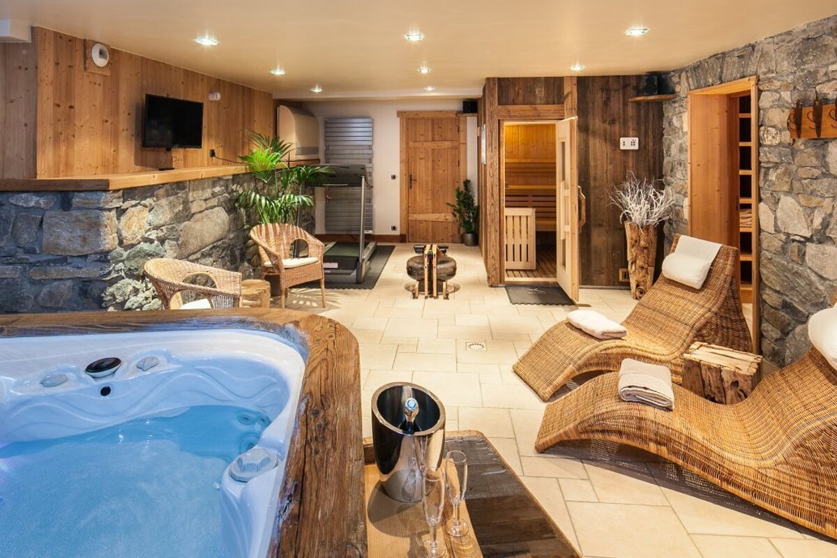 La Ferme de mon Grand-Pere Chalet, Meribel Centre jacuzzi