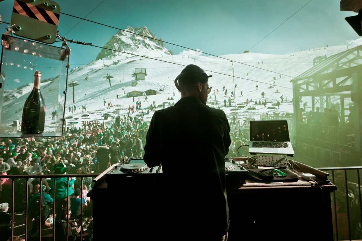 La Folie Douce, Val d'Isere bar