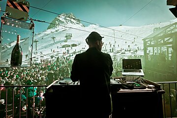La Folie Douce, Val d'Isere bar