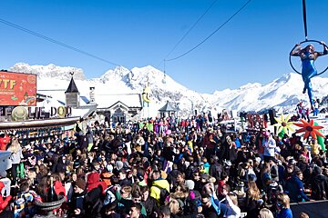 La Folie Douce, Val d'Isere bar