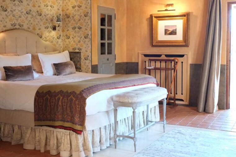 Les Rosees Hotel, Mougins double bedroom