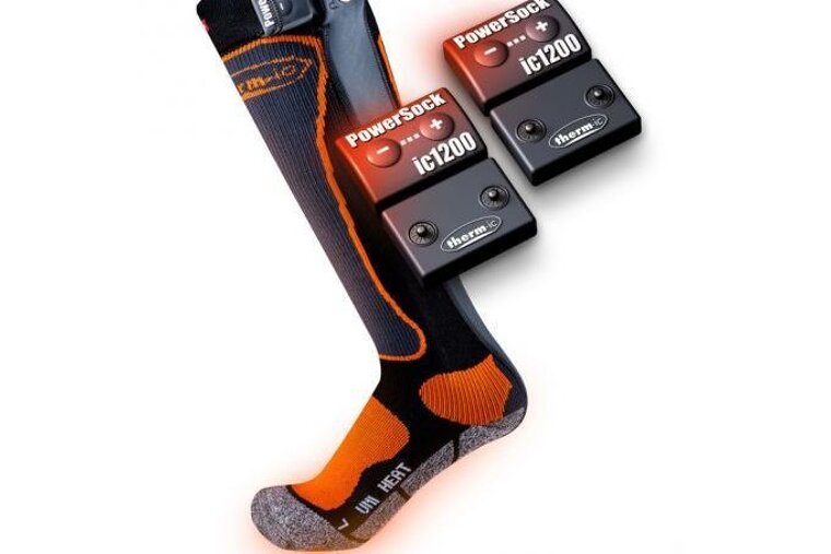 Top 10 Christmas presents for  skiers 2017