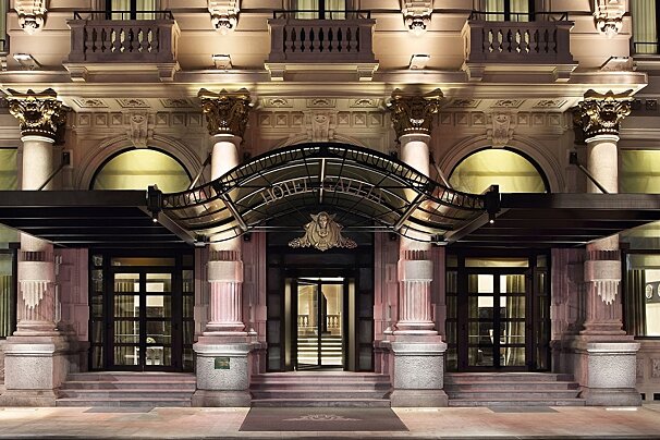 Excelsior Gallia Hotel, Milan - Centre exterior