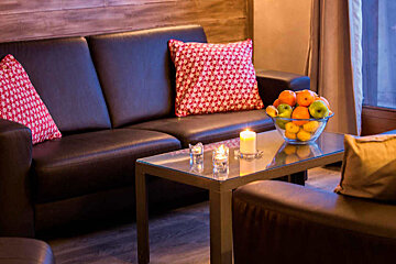 Loup Blanc Chalet, Val Thorens lounge