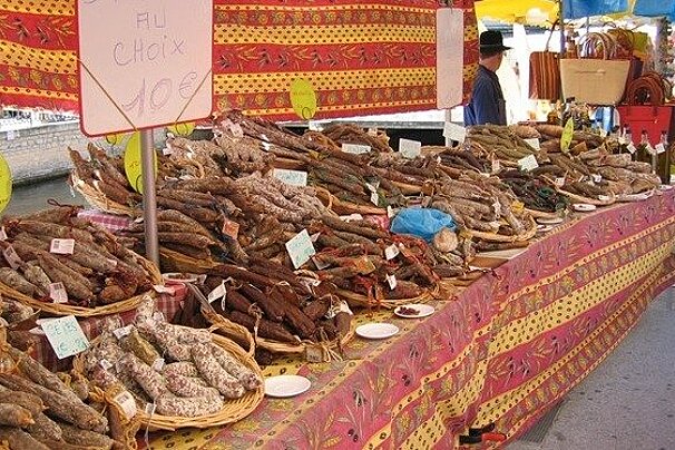 Provencal market, Isle sur la Sorgue