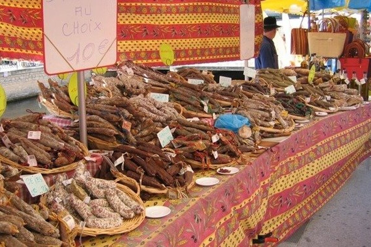 Provencal market, Isle sur la Sorgue