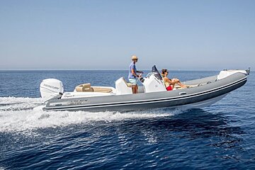 12 person Motor Boat, Golfe Juan exterior