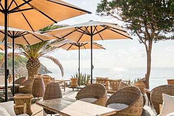 Aiyanna Beach Club, Cala Nova terrace