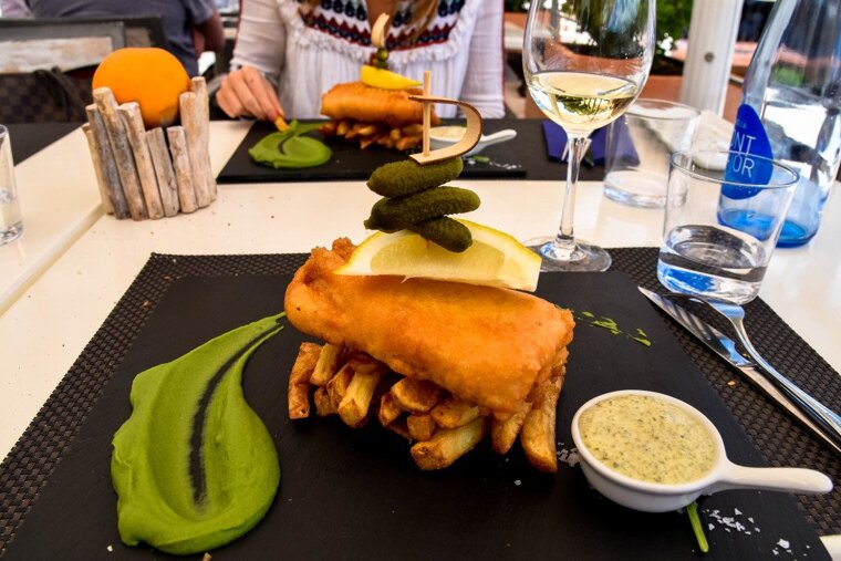 Kingfisher Restaurant Review, Port de Soller