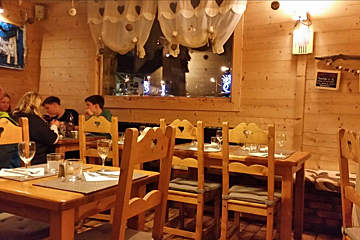 Le Grain de Sel Restaurant, Les Deux Alpes interior