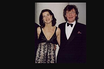 Princess caroline & her husband in 2000