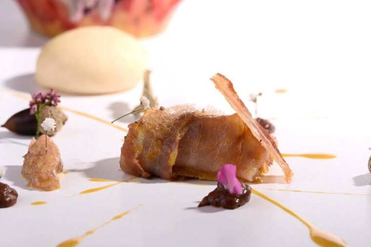 24 hours in Ibiza Town in 2019