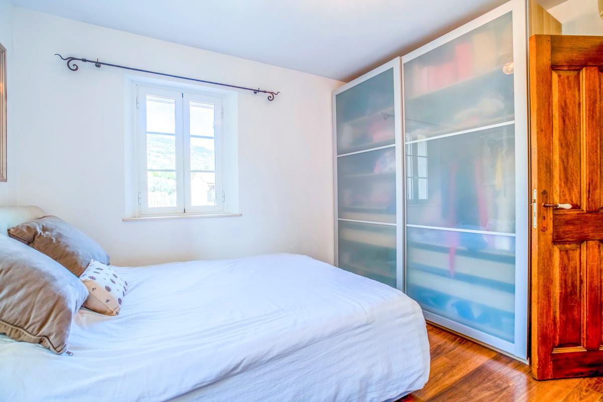 Papillon Villa, Grasse