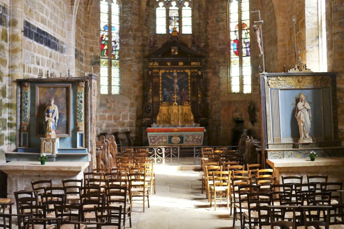 simple church interior at Chateau Castelnau, Bretenoux