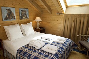 L'Aiglon 34 Apartment, Val d'Isere - Centre double bedroom