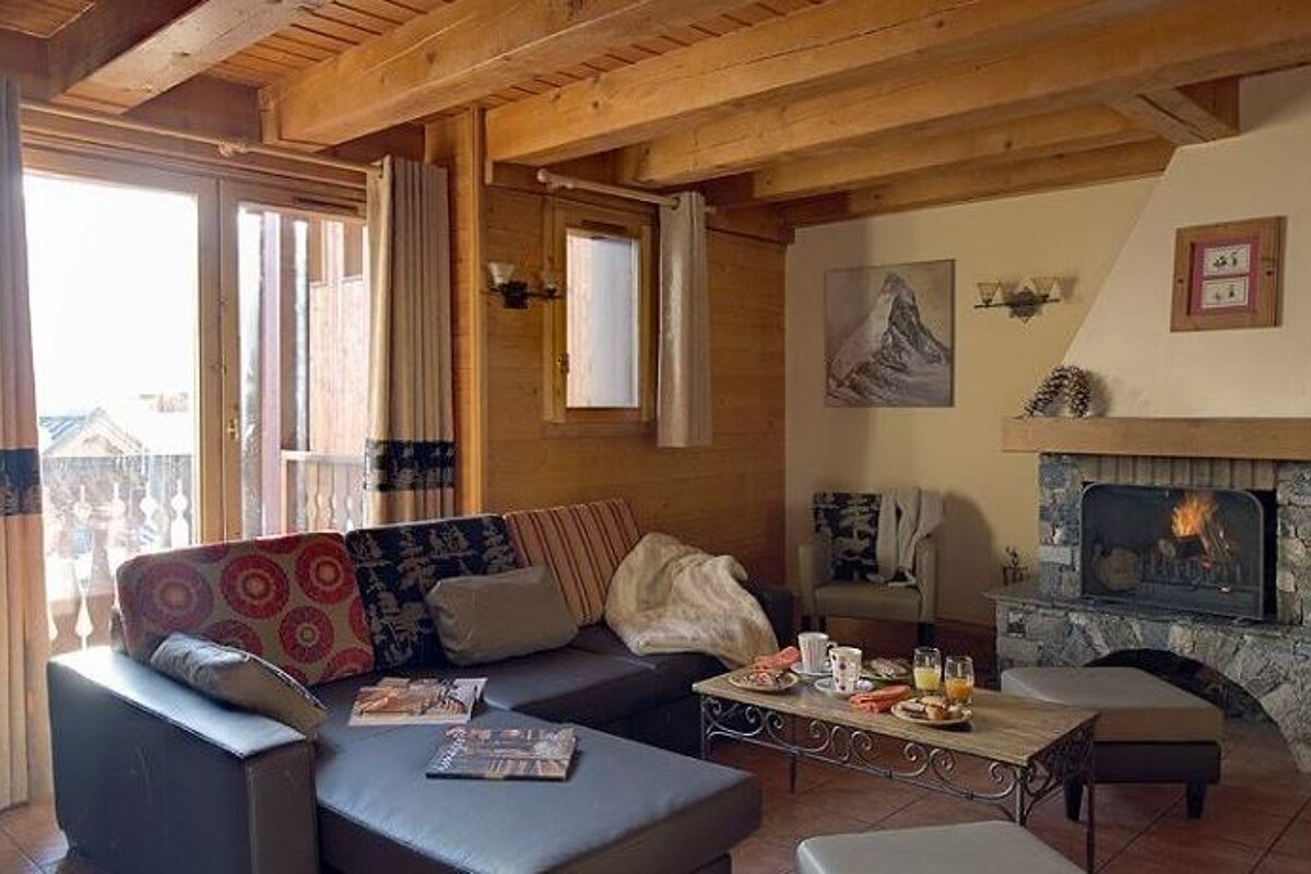 Lumiere de Soleil Chalet, Val Thorens lounge