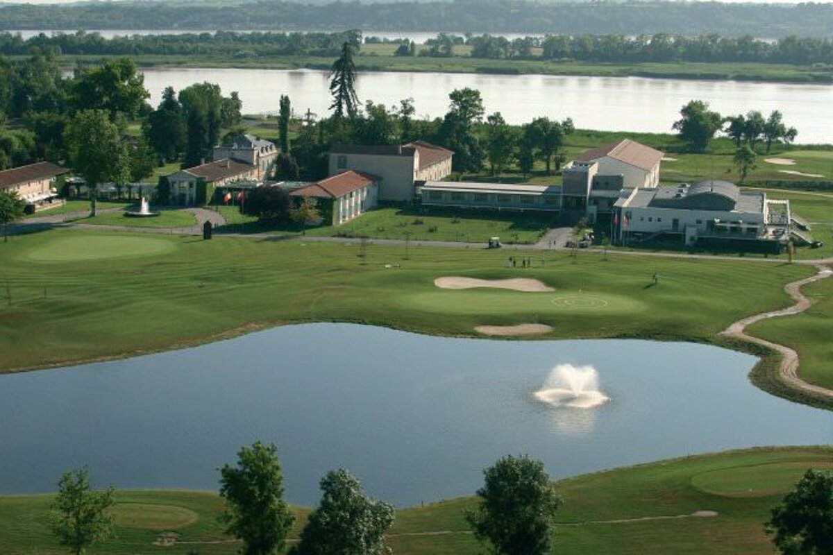 Relais de Margaux Hotel, Margaux exterior