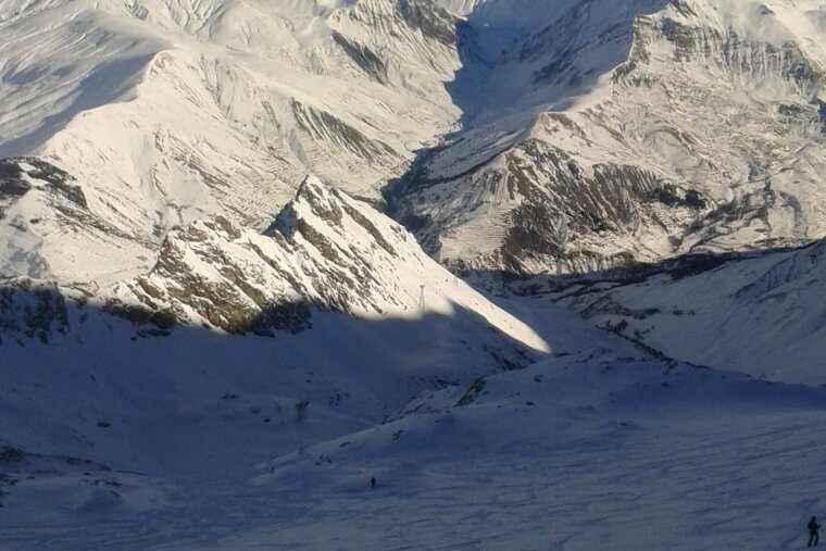 mountain s near les 2 alpes