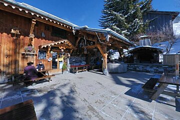 La grenouille du Marais Restaurant, Morzine exterior