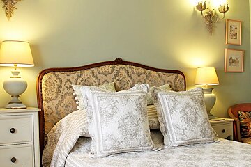 La Metairie des Songes B&B, Gourdon double bedroom