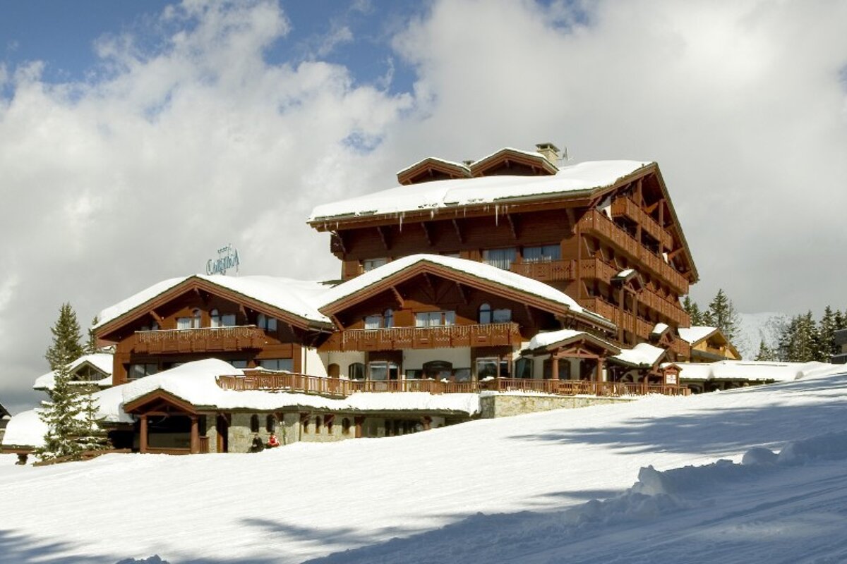 Le Carlina Hotel, Courchevel 1850 exterior