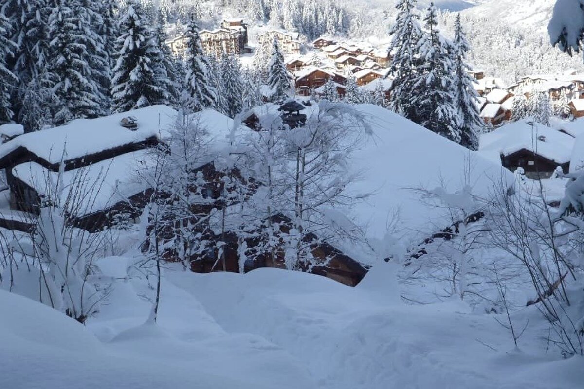 Beriozka Chalet, La Tania exterior