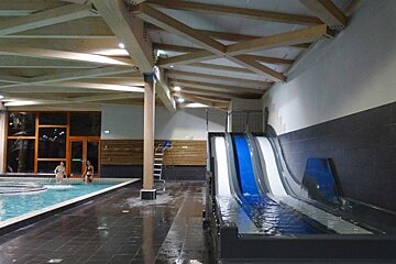 three lane water slide